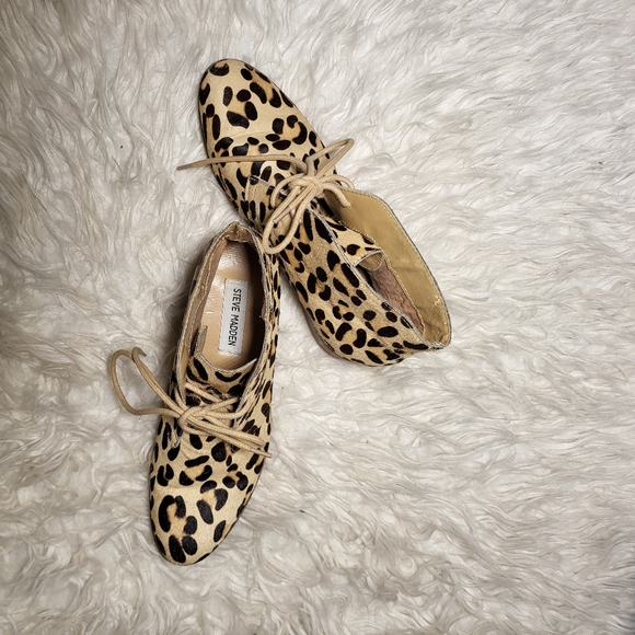 Steve Madden, leopard size 8 Damienn Ankle Boots - Picture 2 of 3